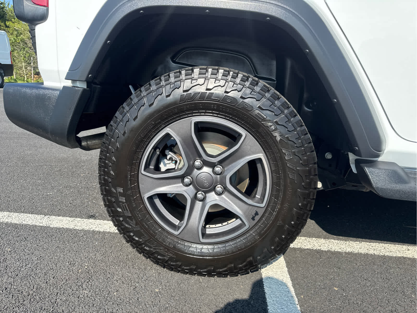 Certified 2018 Jeep Wrangler Unlimited Sport S image 11