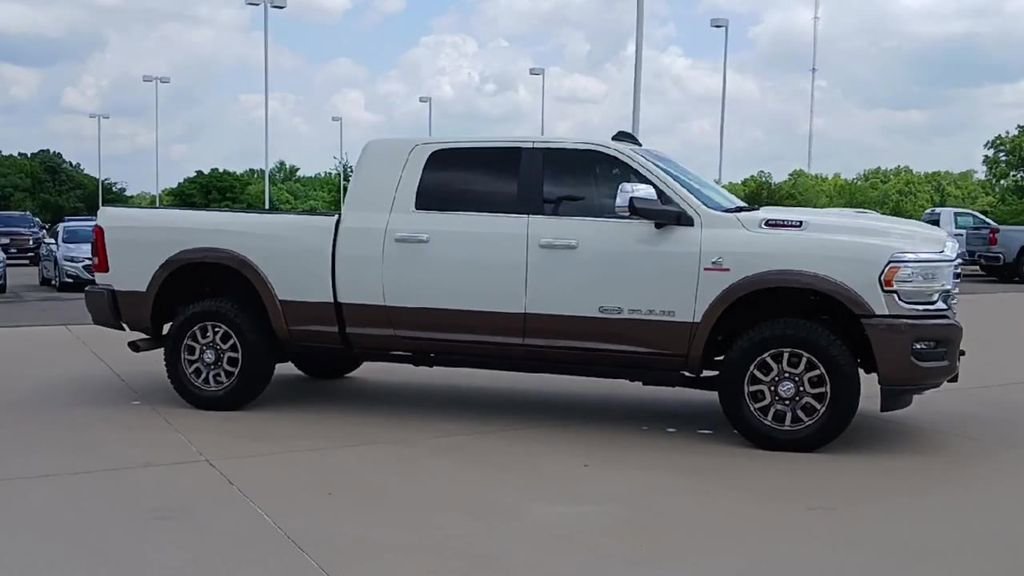 Used 2022 RAM 2500 Limited AWD/4WD image 9