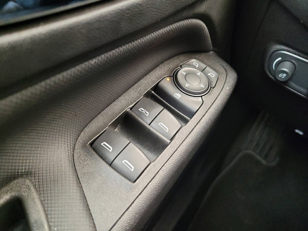 Used 2022 Chevrolet Equinox RS w/ Infotainment Package FWD image 27
