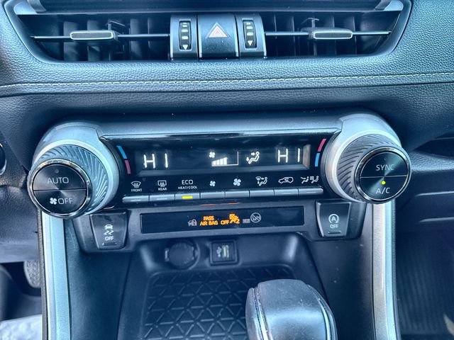 Used 2023 Toyota RAV4 XLE Premium image 27