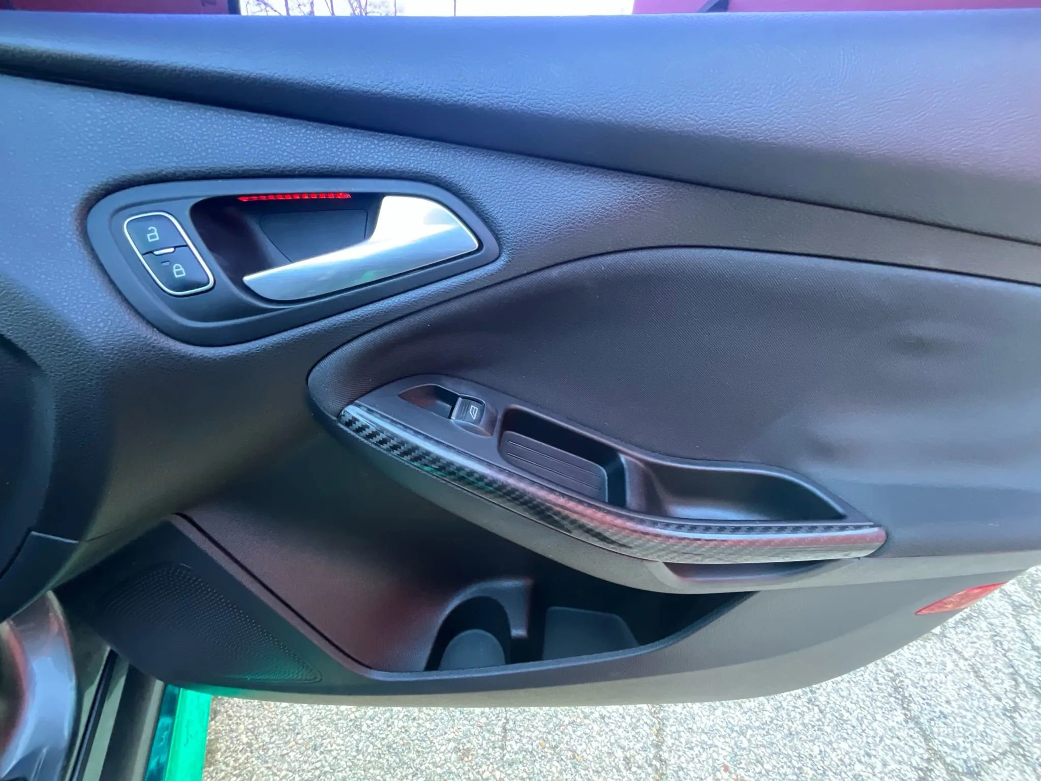 Used 2017 Ford Focus ST image 30