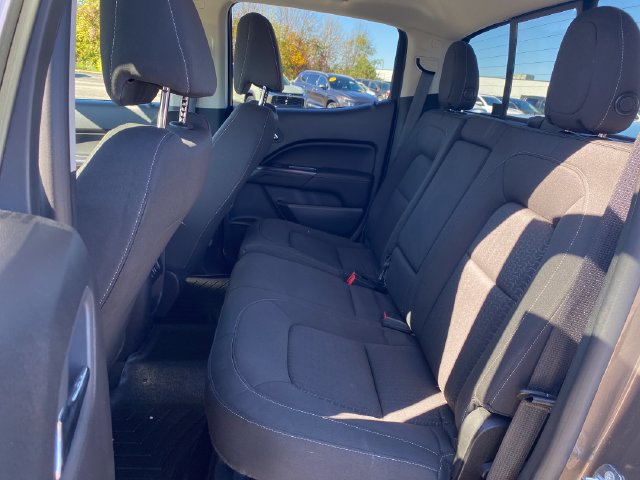 Used 2016 GMC Canyon SLE w/ Nightfall Edition AWD/4WD image 17
