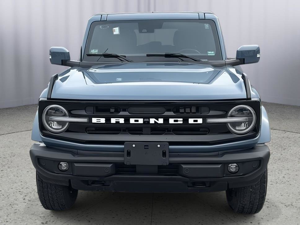 Used 2023 Ford Bronco Outer Banks image 8