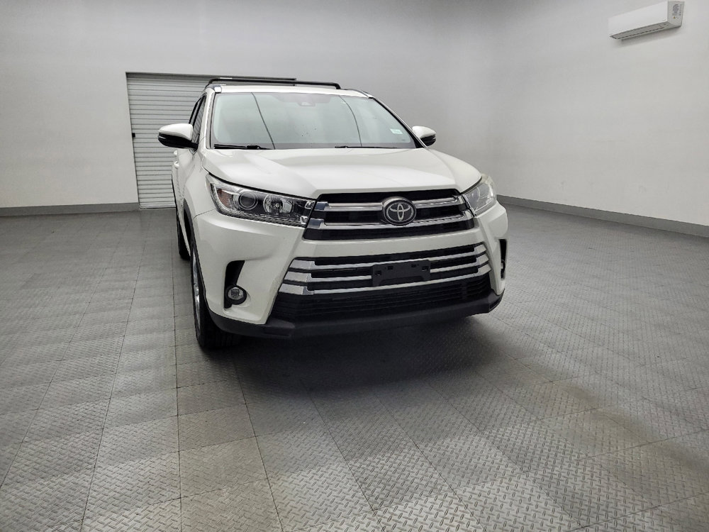 Used 2019 Toyota Highlander Limited image 14