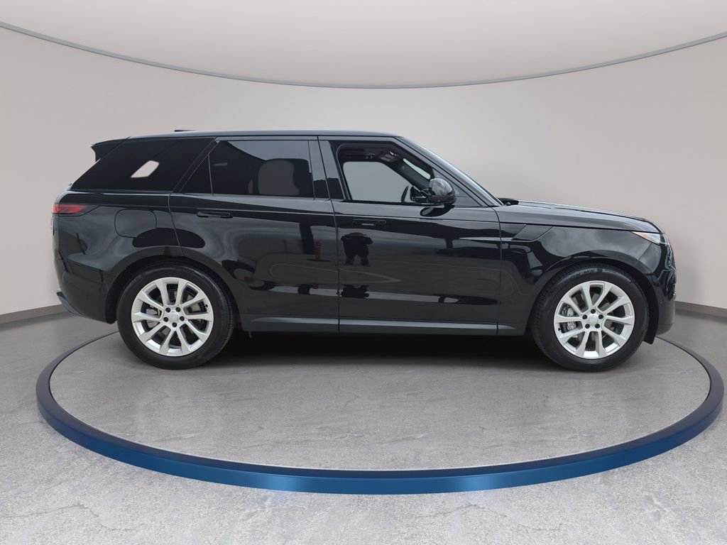 Certified 2025 Land Rover Range Rover Sport AWD/4WD image 4