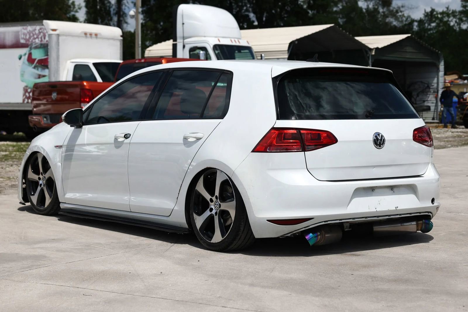 Used 2015 Volkswagen GTI S FWD image 6