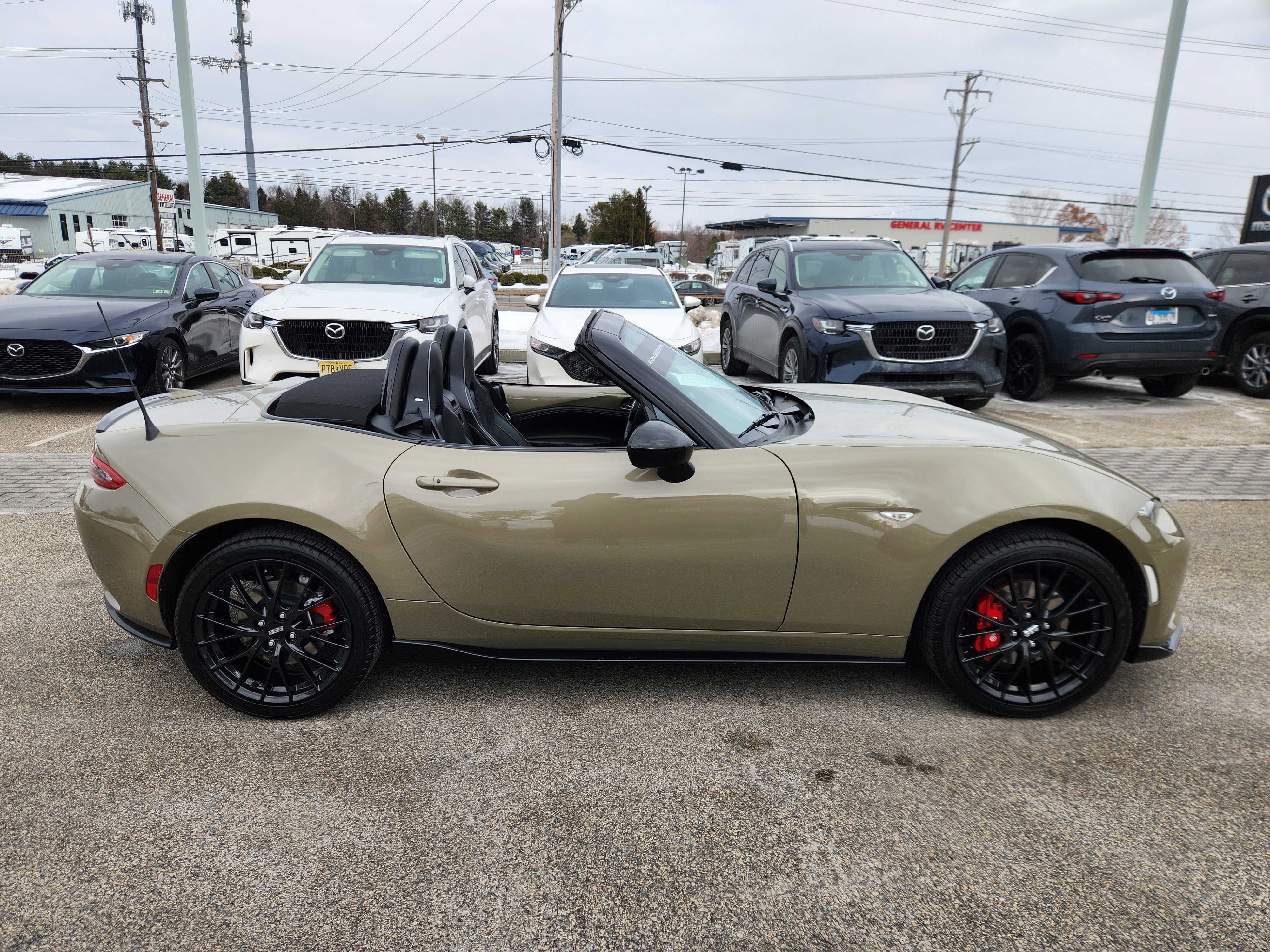 Certified 2023 MAZDA MX-5 Miata Club w/ Brembo/BBS Recaro Package image 12