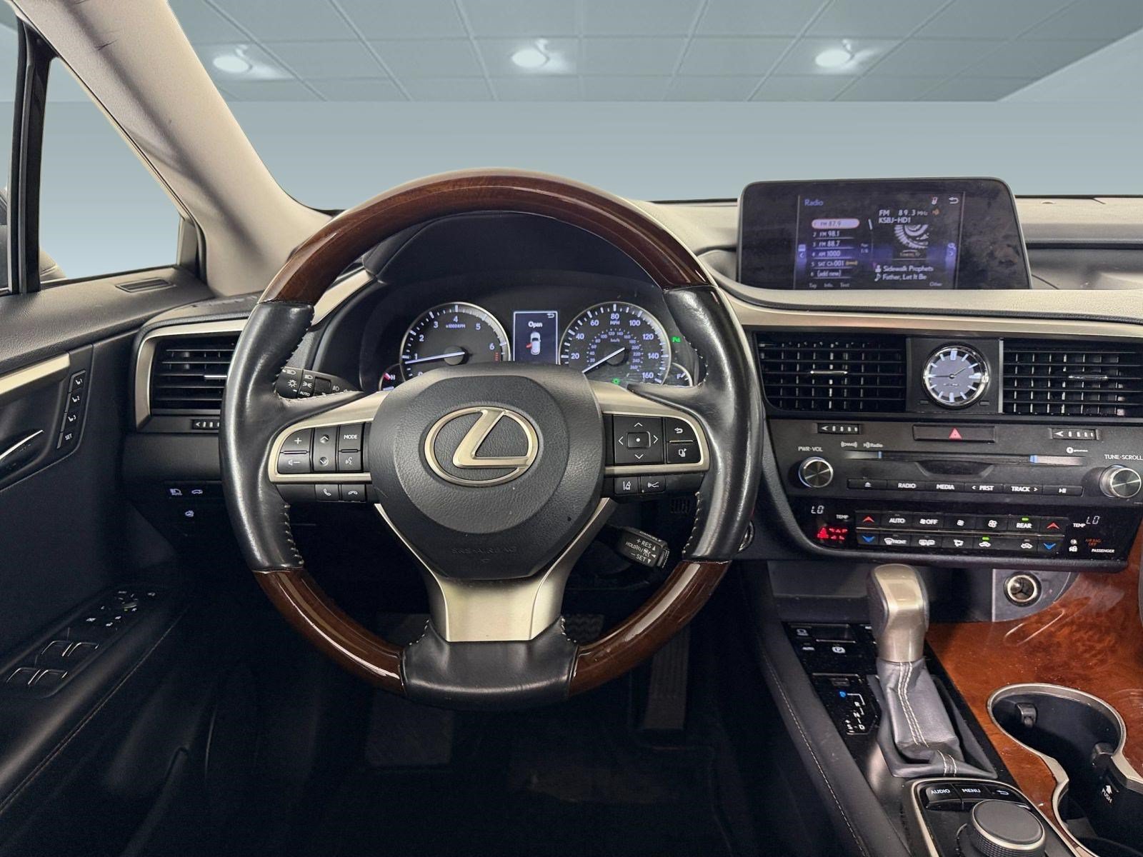 Used 2019 Lexus RX 350L FWD w/ Premium Package image 27