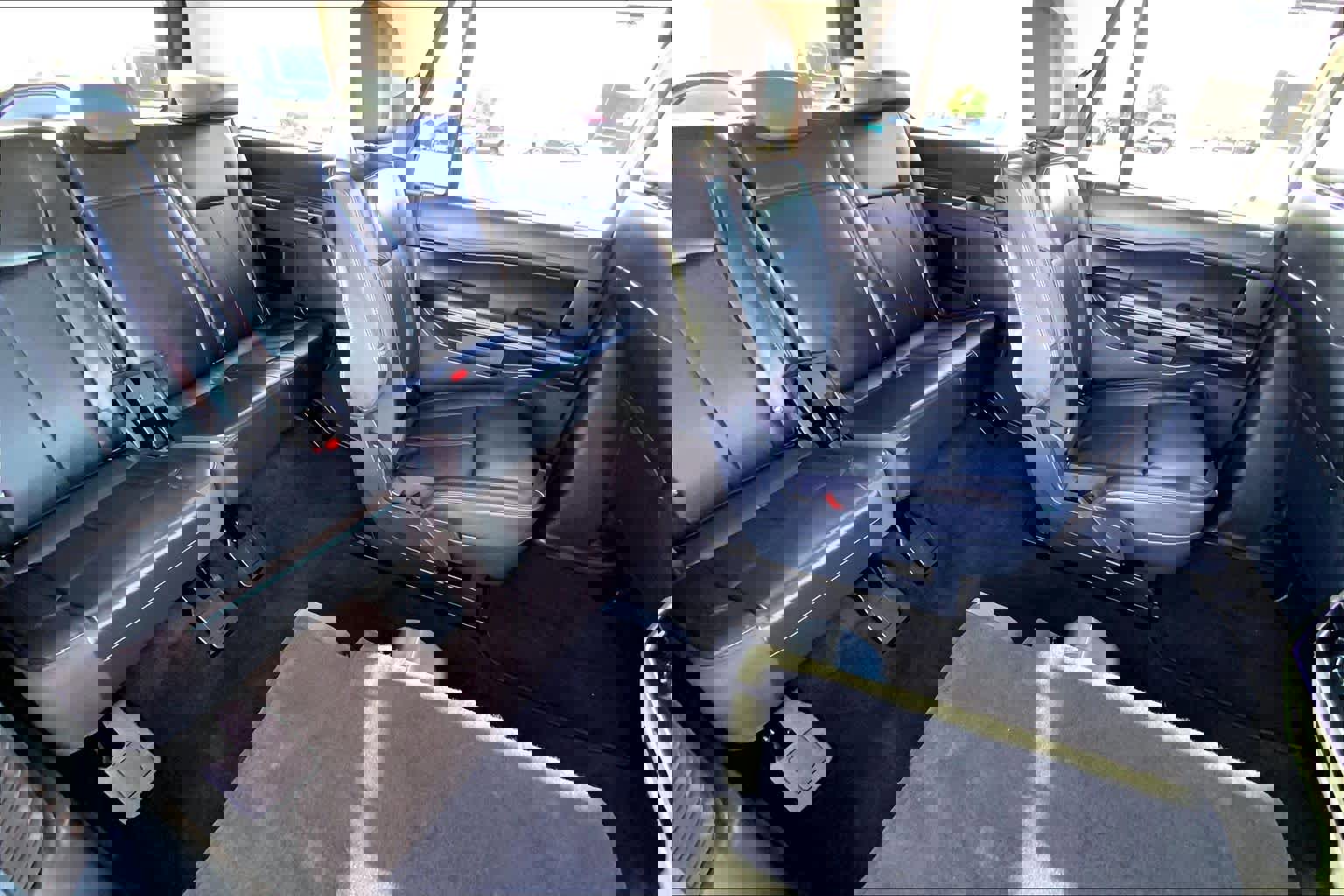 Certified 2023 Ford Expedition XLT image 18