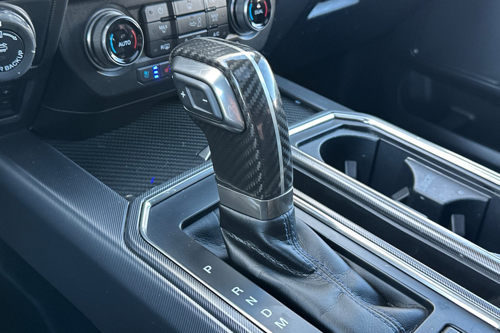 Used 2020 Ford F150 Raptor w/ Equipment Group 802A Luxury image 32