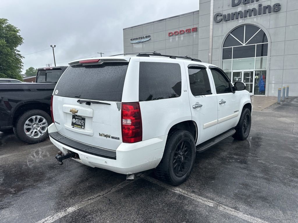 Used 2007 Chevrolet Tahoe LTZ w/ LTZ Preferred Equipment Group AWD/4WD image 3