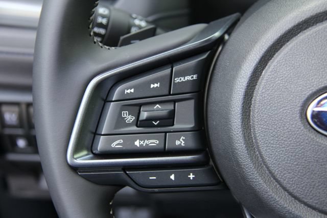 Used 2025 Subaru Forester Limited AWD/4WD image 23