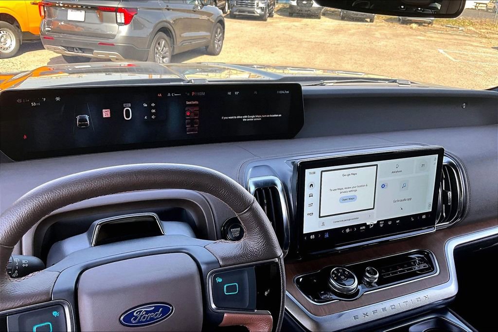 Used 2025 Ford Expedition King Ranch image 32
