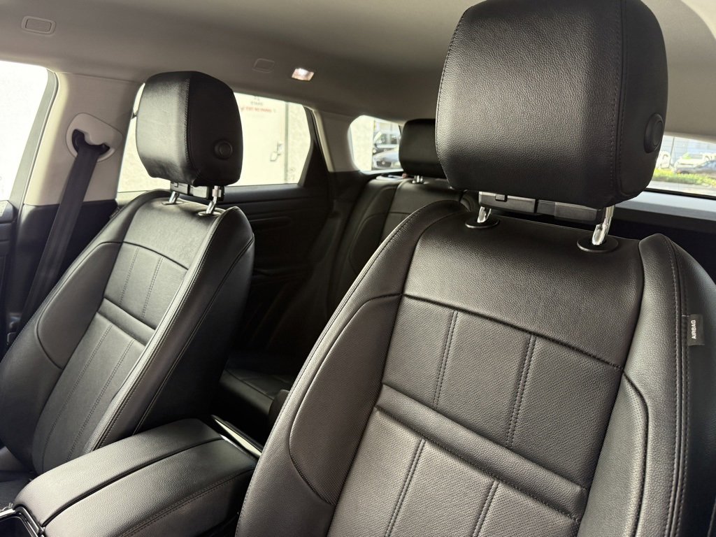 Used 2023 Land Rover Range Rover Evoque S image 16