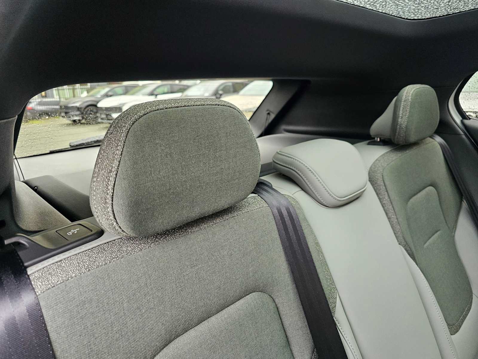 New 2026 Volvo EX30 Plus w/ Protection Package RWD image 14