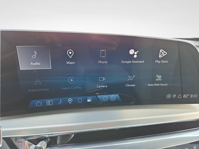Certified 2024 Cadillac Lyriq Sport w/ LPO, Floor Liner Package AWD/4WD image 25