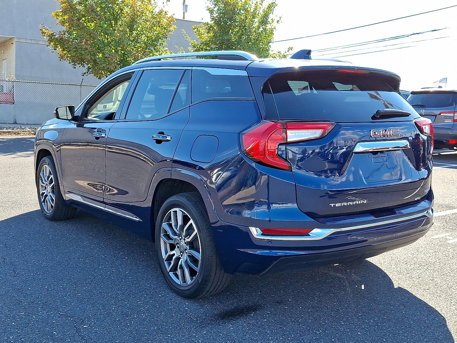 Used 2022 GMC Terrain Denali w/ LPO, 'HIT The Road' Package image 4