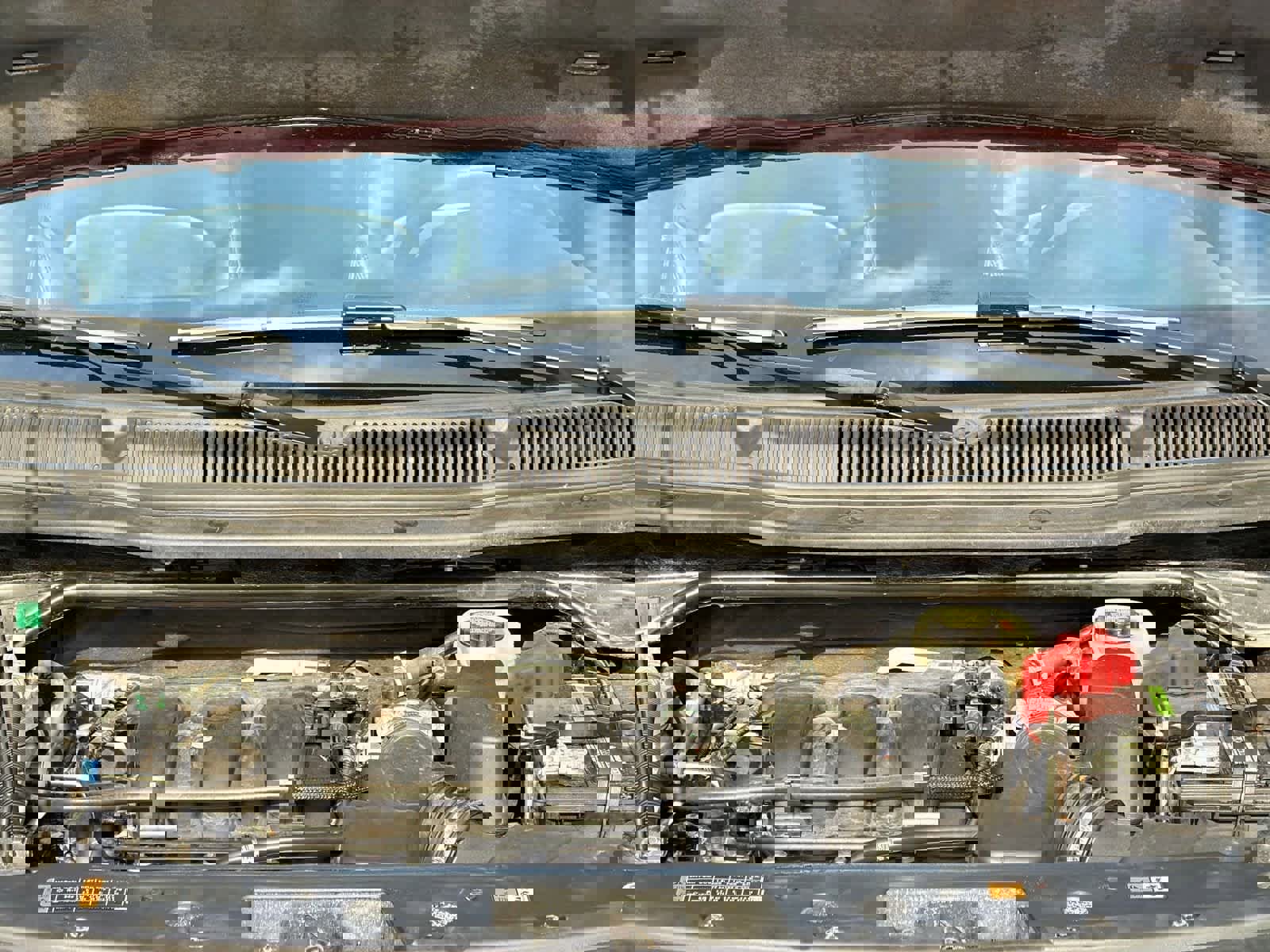 Used 2018 Ford Explorer XLT w/ Equipment Group 202A image 15