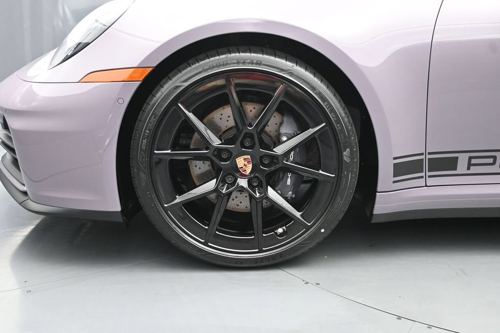New 2026 Porsche 911 Carrera RWD image 4