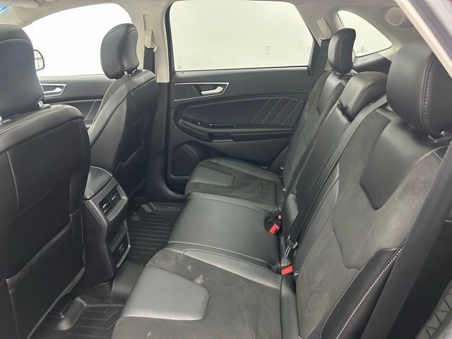 Used 2018 Ford Edge Sport AWD/4WD image 32