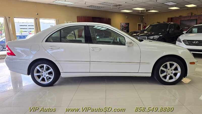 Used 2007 Mercedes-Benz C 350 Sedan image 5