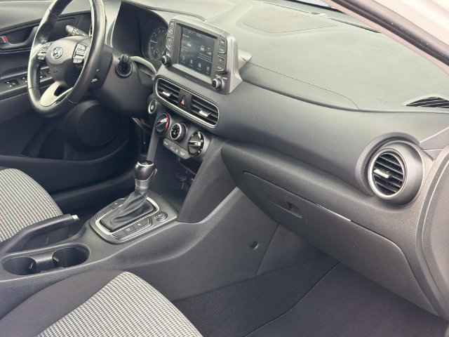 Used 2021 Hyundai Kona SEL AWD/4WD image 22