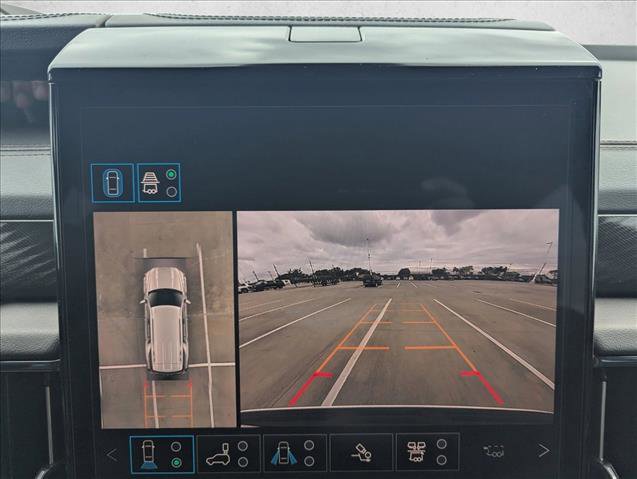 New 2026 GMC Yukon AT4 image 13