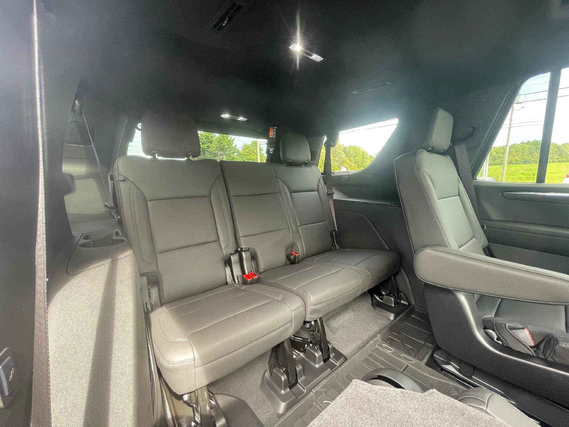 New 2026 Chevrolet Tahoe Z71 w/ Z71 Off-Road Package AWD/4WD image 11