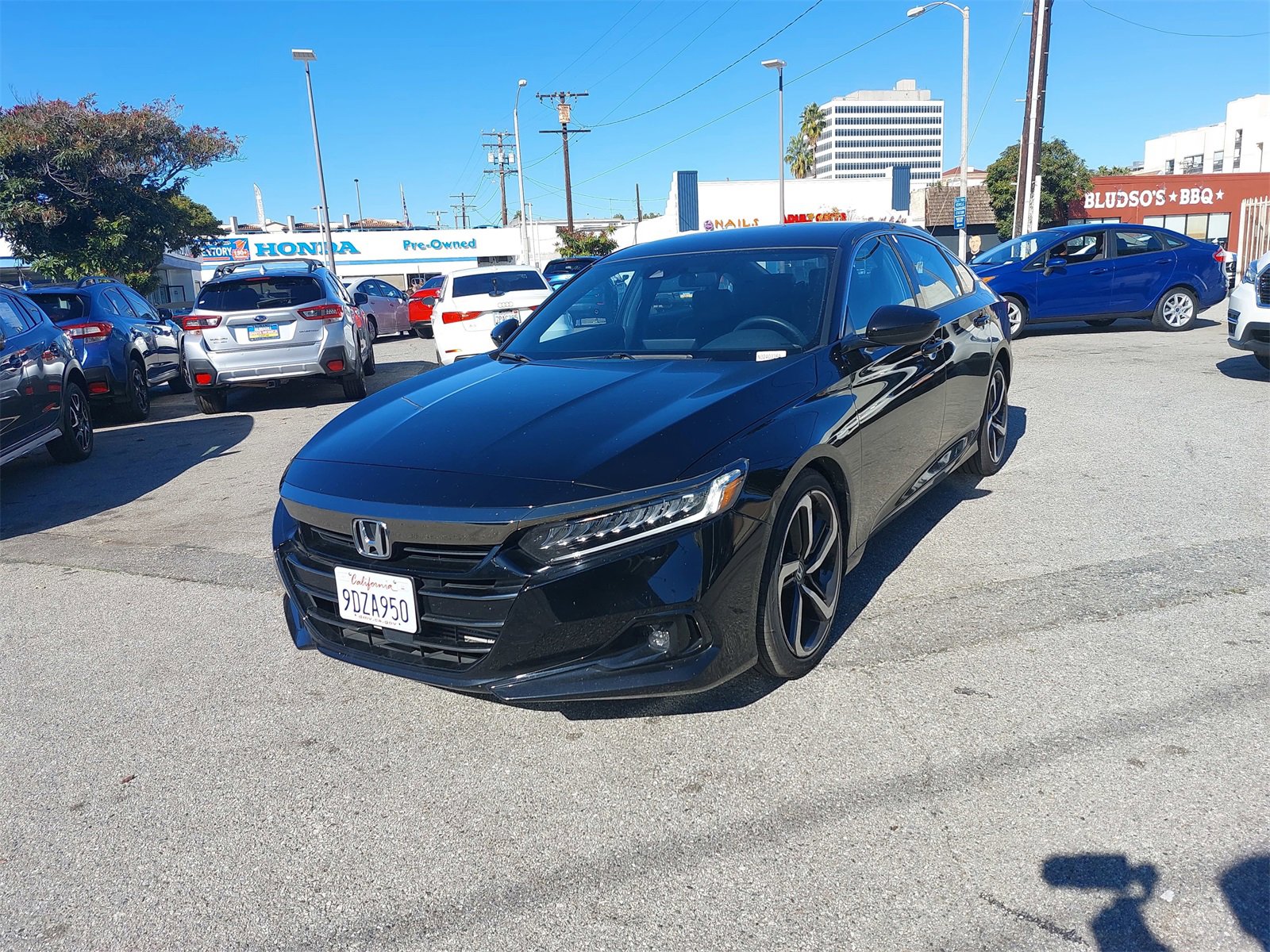 Used 2022 Honda Accord Sport image 3
