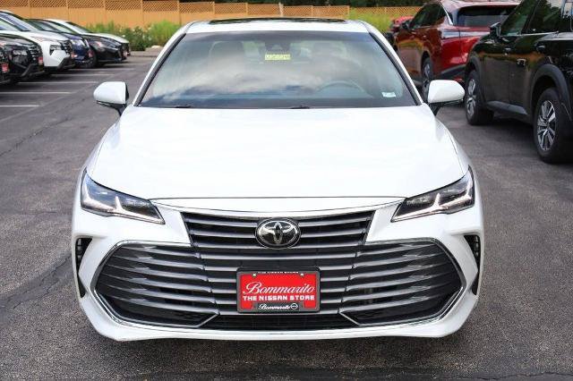 Used 2019 Toyota Avalon Limited w/ Protection Package FWD image 4