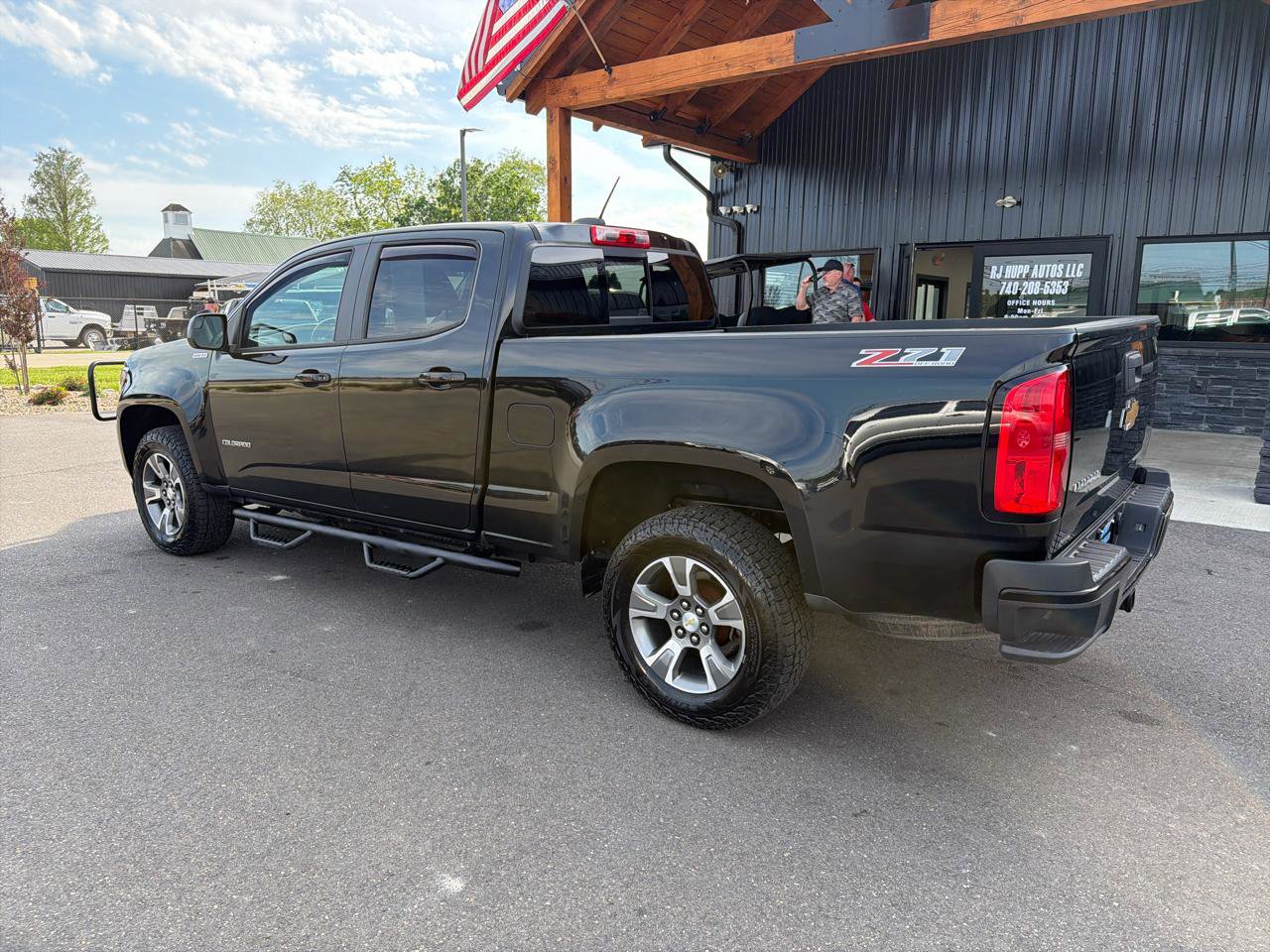 Used 2018 Chevrolet Colorado Z71 AWD/4WD image 6