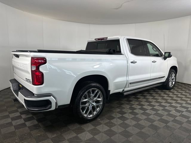 Used 2022 Chevrolet Silverado 1500 High Country image 3