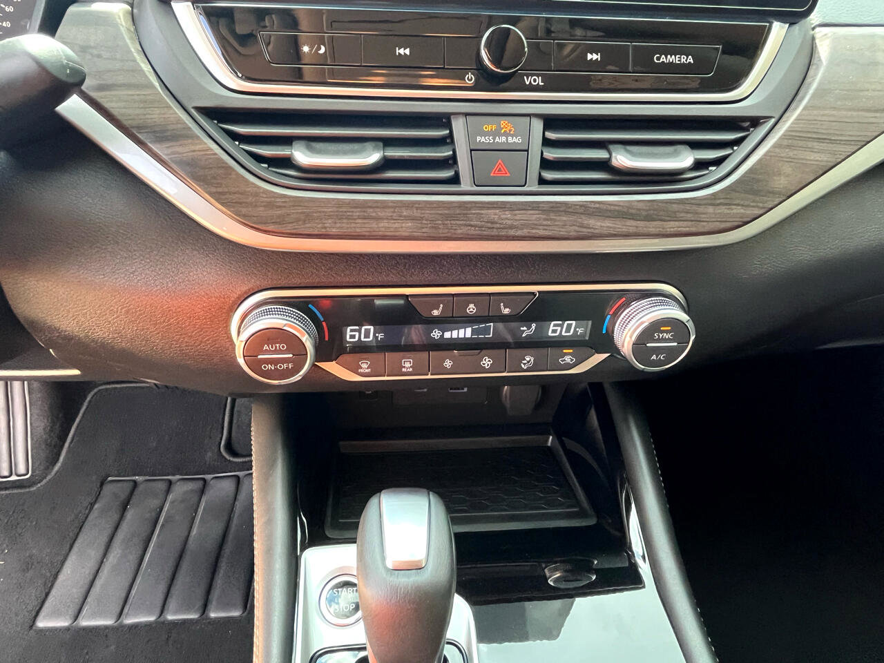 Used 2024 Nissan Altima 2.5 SL image 28