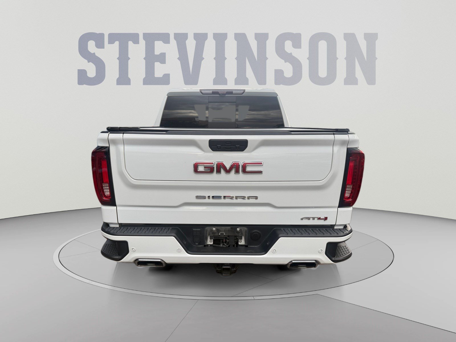 Used 2022 GMC Sierra 1500 AT4 w/ AT4 Premium Package AWD/4WD image 4
