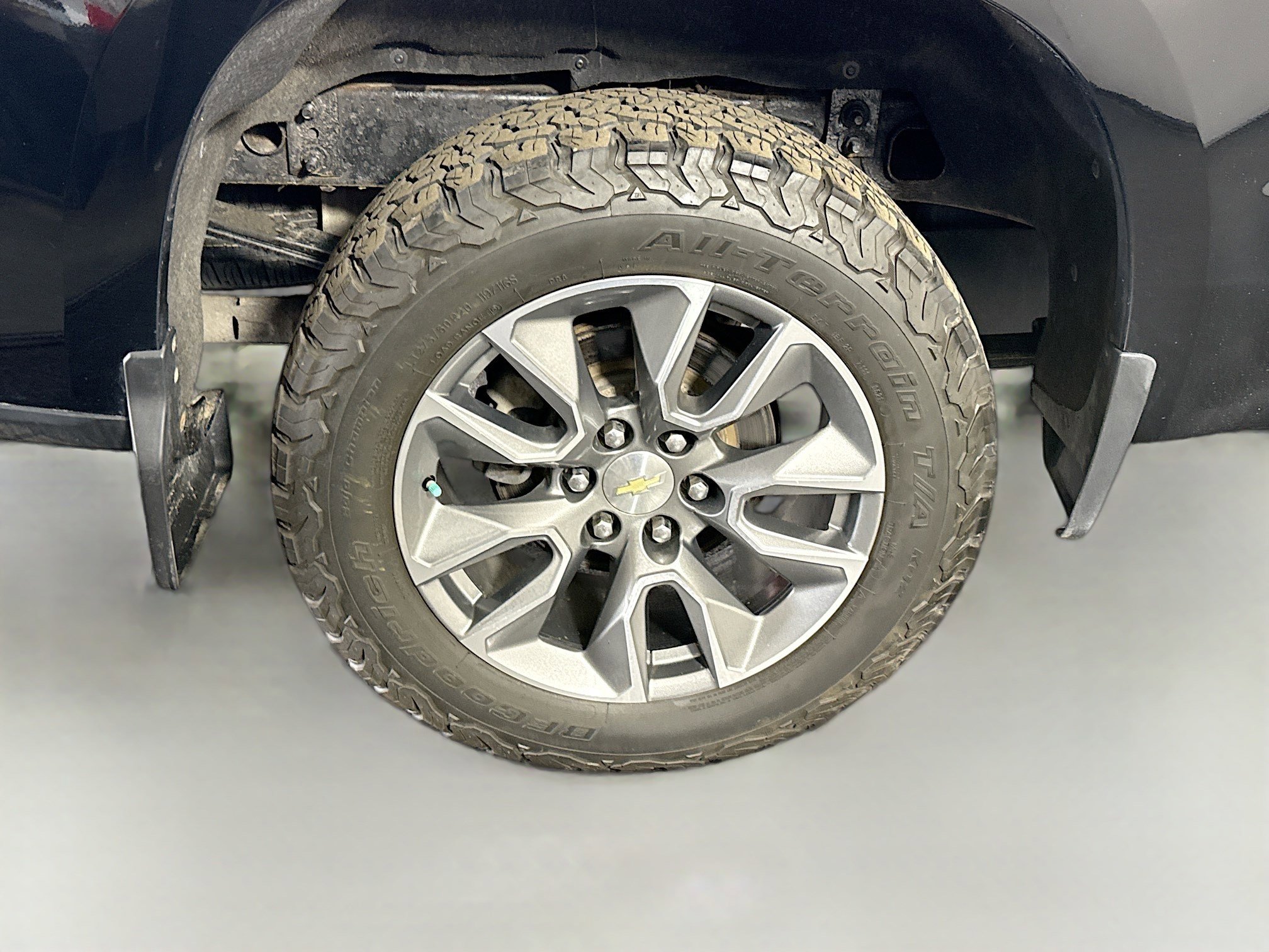 Used 2020 Chevrolet Silverado 1500 LT image 32