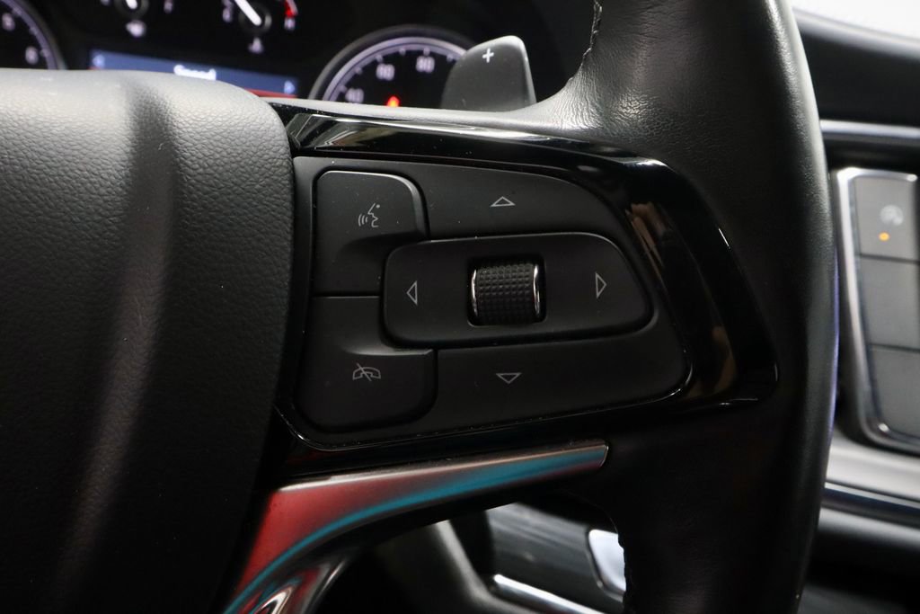 Used 2024 Buick Enclave Essence w/ Sport Touring Edition FWD image 29