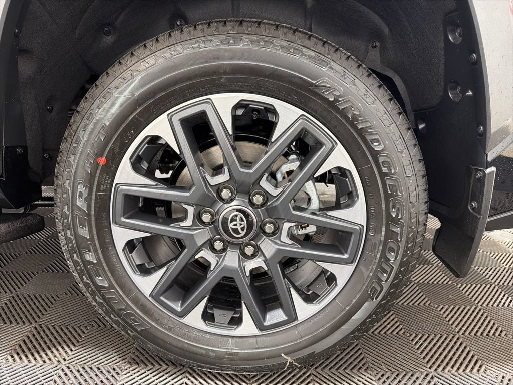 Used 2026 Toyota Sequoia Limited AWD/4WD image 32