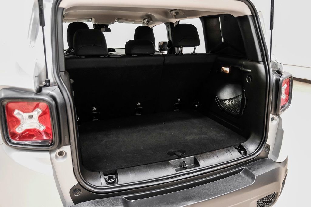 Used 2017 Jeep Renegade Altitude image 55