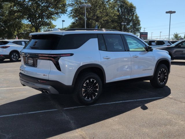 New 2026 Chevrolet Traverse Z71 w/ Driver Confidence Package image 2