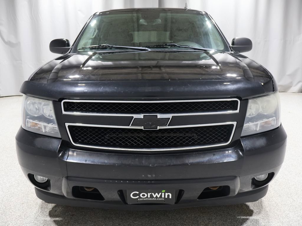 Used 2008 Chevrolet Suburban LT image 12