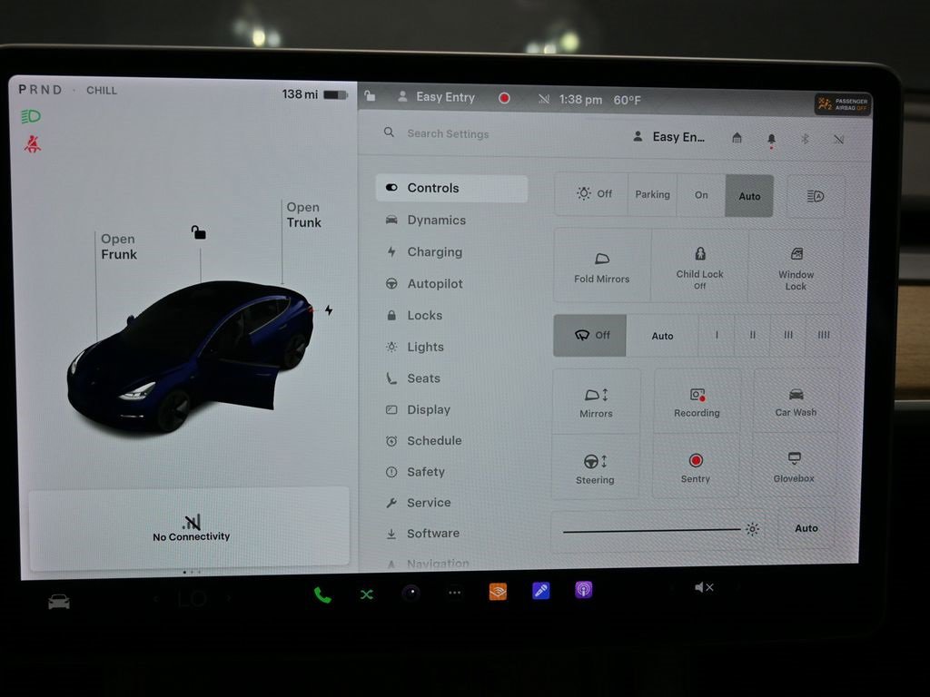 Used 2021 Tesla Model 3 Standard Range Plus image 24