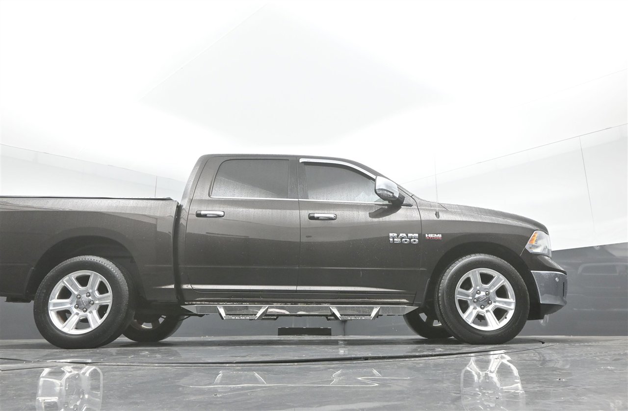 Used 2017 RAM 1500 Lone Star image 32