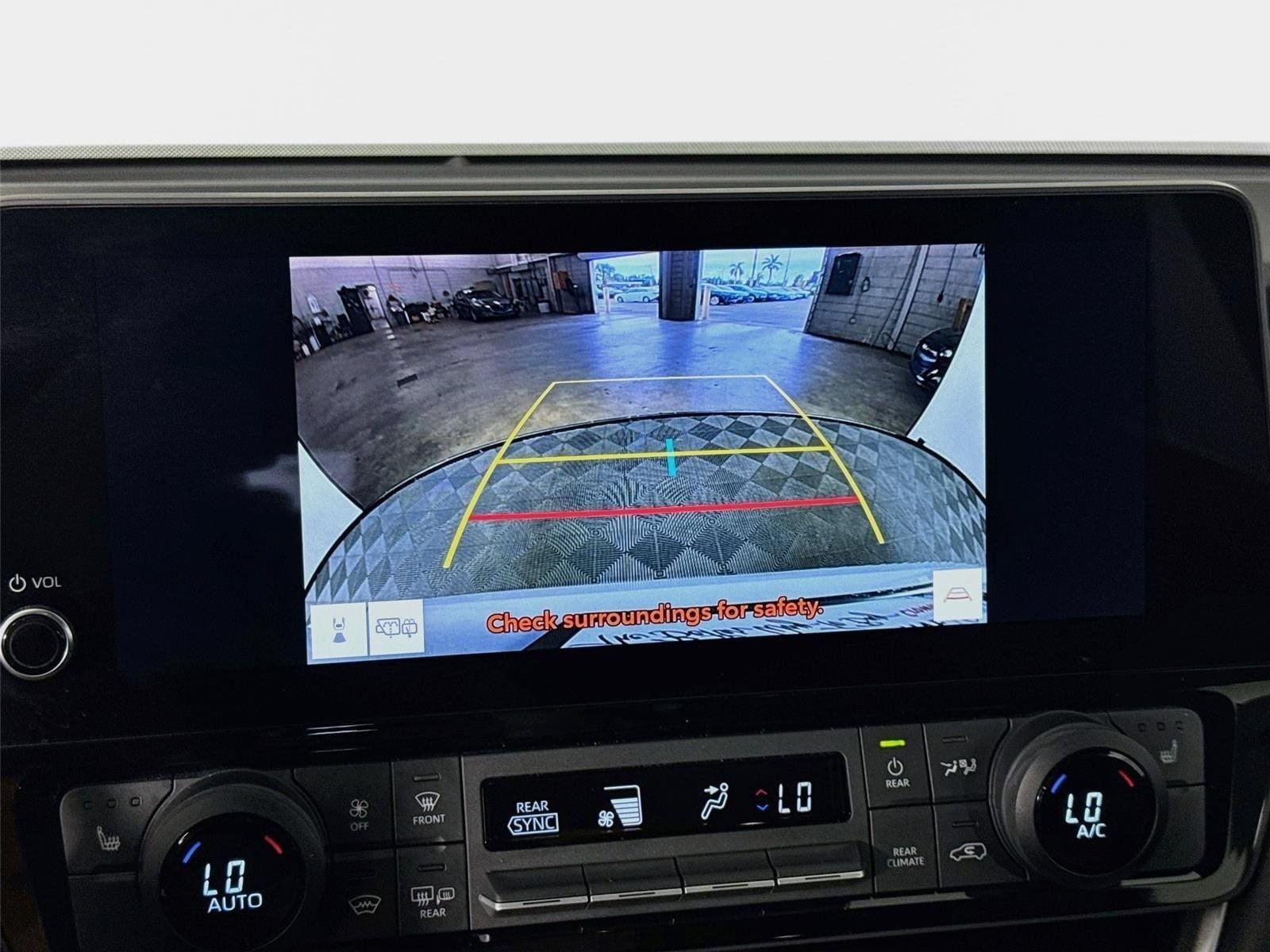Used 2024 Toyota Grand Highlander AWD Hybrid image 16