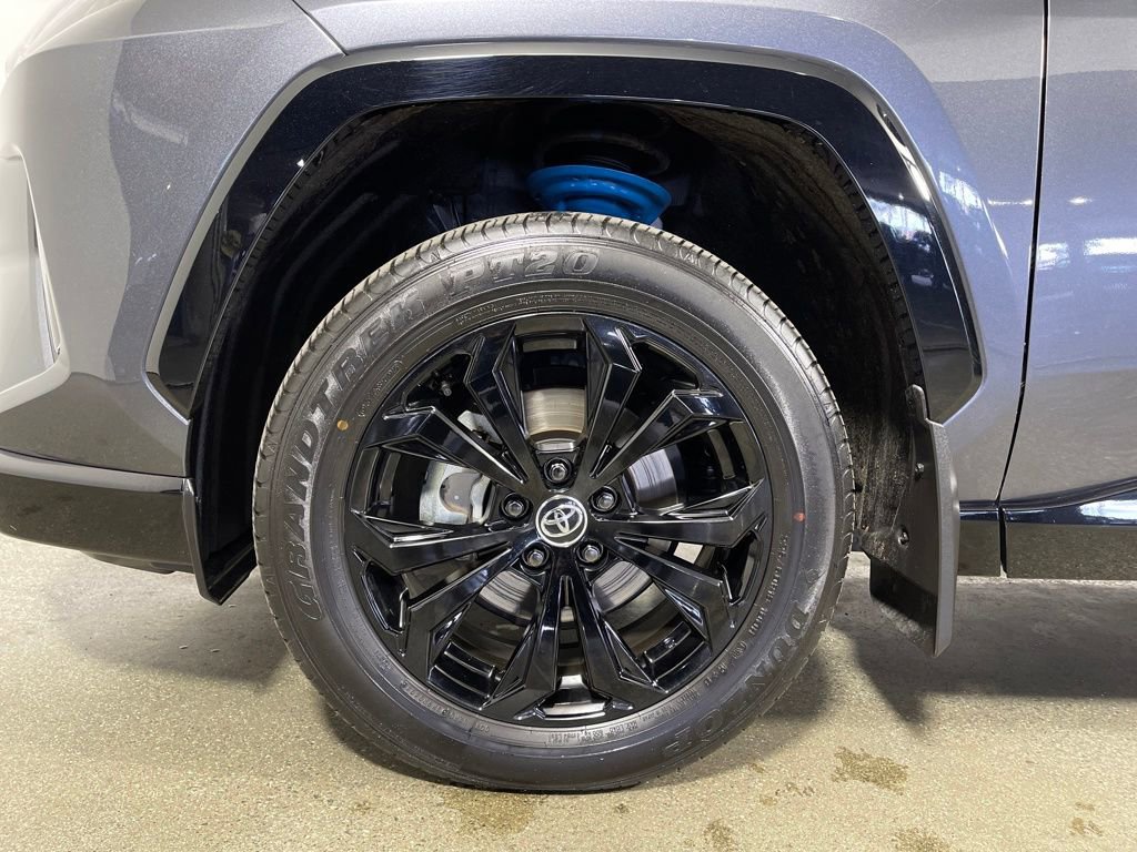 Used 2024 Toyota RAV4 XSE w/ Advanced Technology Package image 11