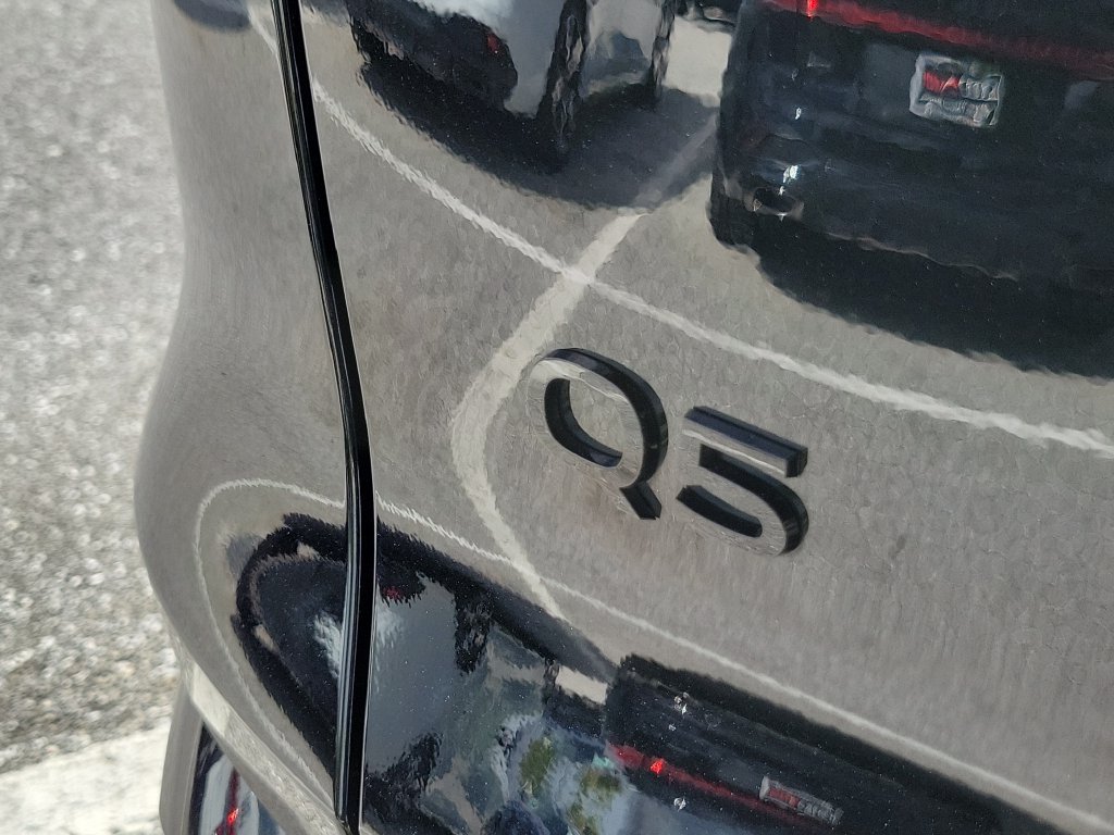 Certified 2025 Audi Q5 Premium Plus AWD/4WD image 5