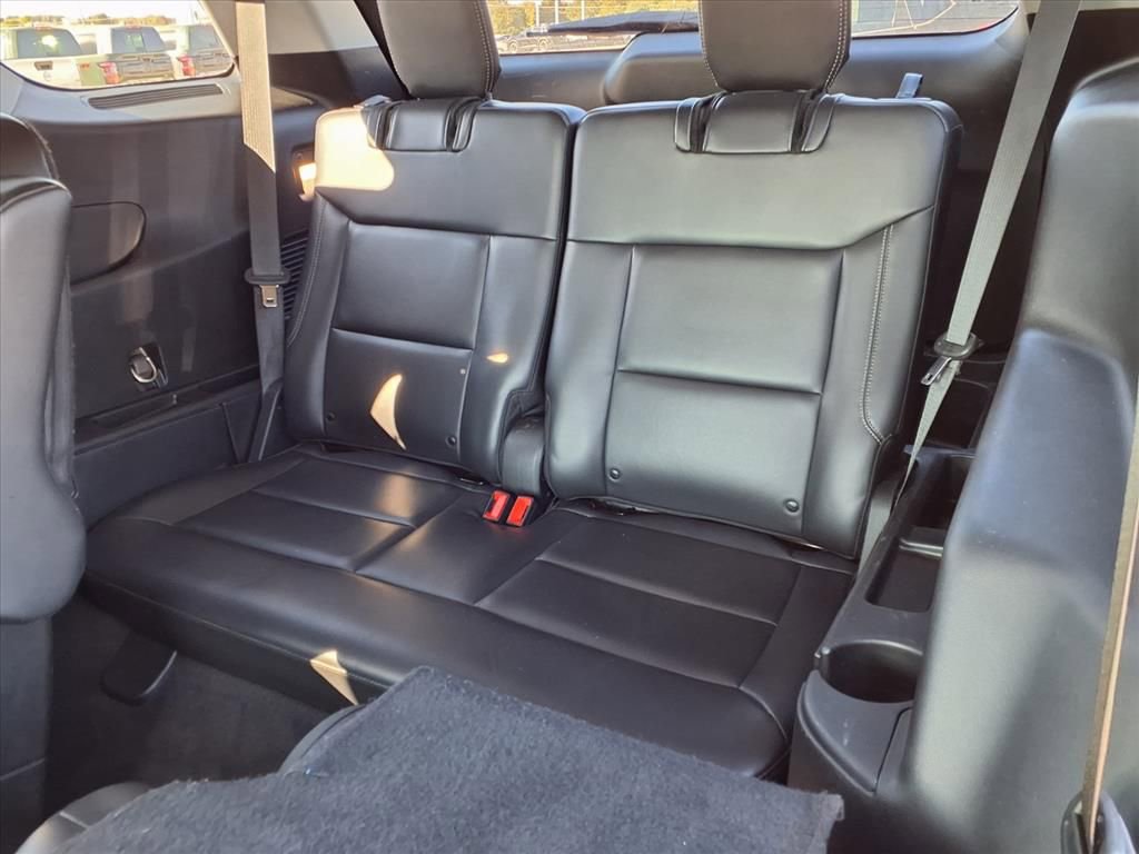 Used 2021 Ford Explorer XLT w/ Equipment Group 202A image 17