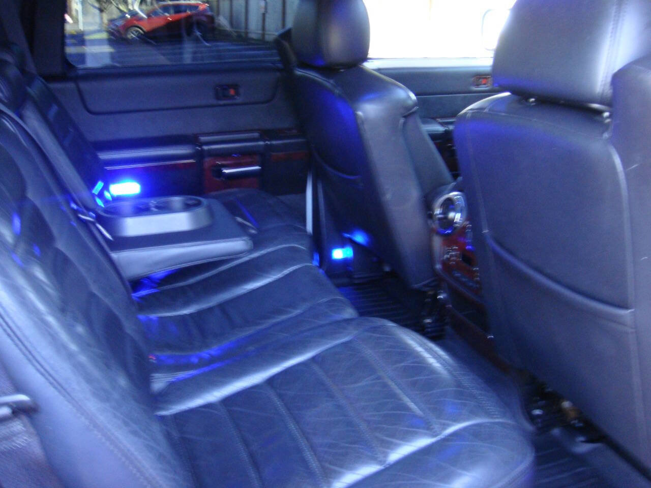 Used 2005 HUMMER H2 SUT w/ Preferred Equipment Group image 13