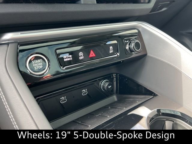 New 2025 Audi Q5 Premium Plus image 14