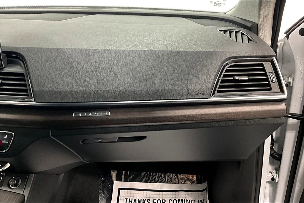 Used 2022 Audi Q5 2.0T Premium w/ Convenience Package image 19