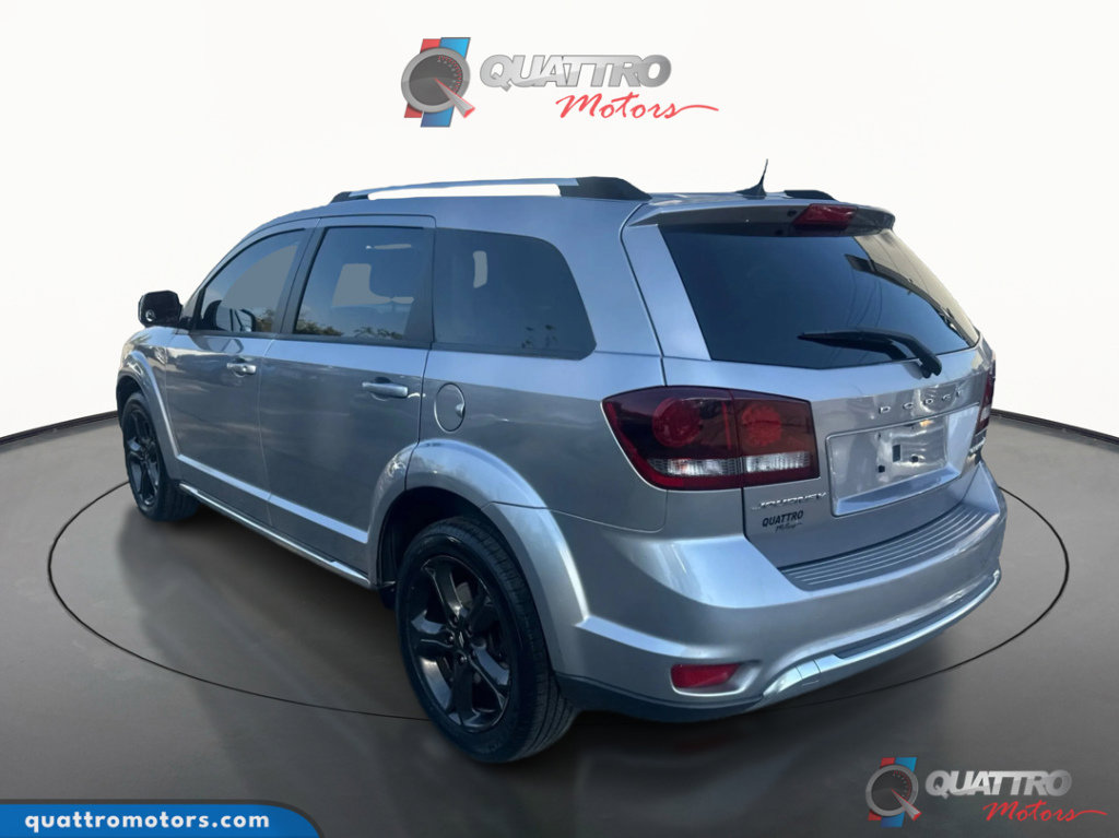 Used 2019 Dodge Journey Crossroad image 2